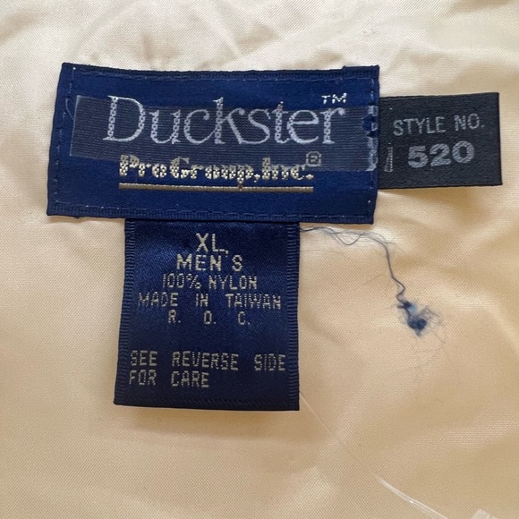 Duckster Eagle Nest Windbreaker - Picture 2 of 5